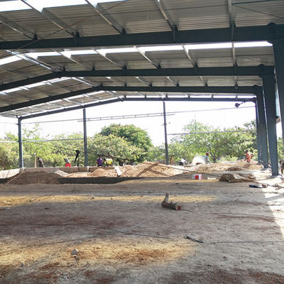 fabbrichi e fornisca il magazzino su misura della struttura d'acciaio di progettazione della costruzione della struttura del portale