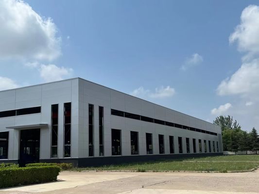 Soluzione unica per il progetto di costruzione di laboratori di strutture in acciaio prefabbricate