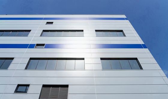 Magazzino a struttura in acciaio personalizzabile con un design a distanza chiara per un utilizzo massimo dello spazio