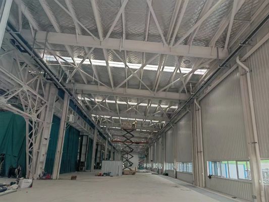 Facilità di installazione Edifici di magazzino in acciaio Soluzioni di stoccaggio rispettose dell'ambiente